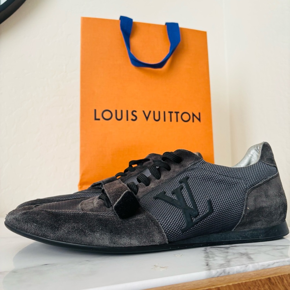 Louis Vuitton Rare Stardust Trainer Sneakers Black Suede and Mesh 9.5